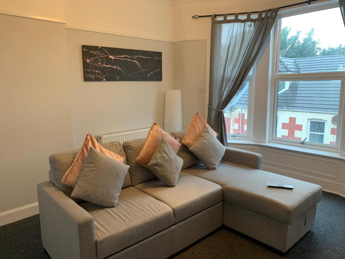 Nelson St Apartment