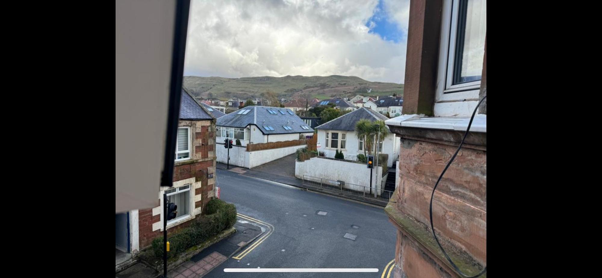 Nelson St * Largs