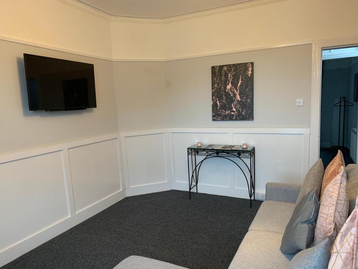 Nelson St Apartment