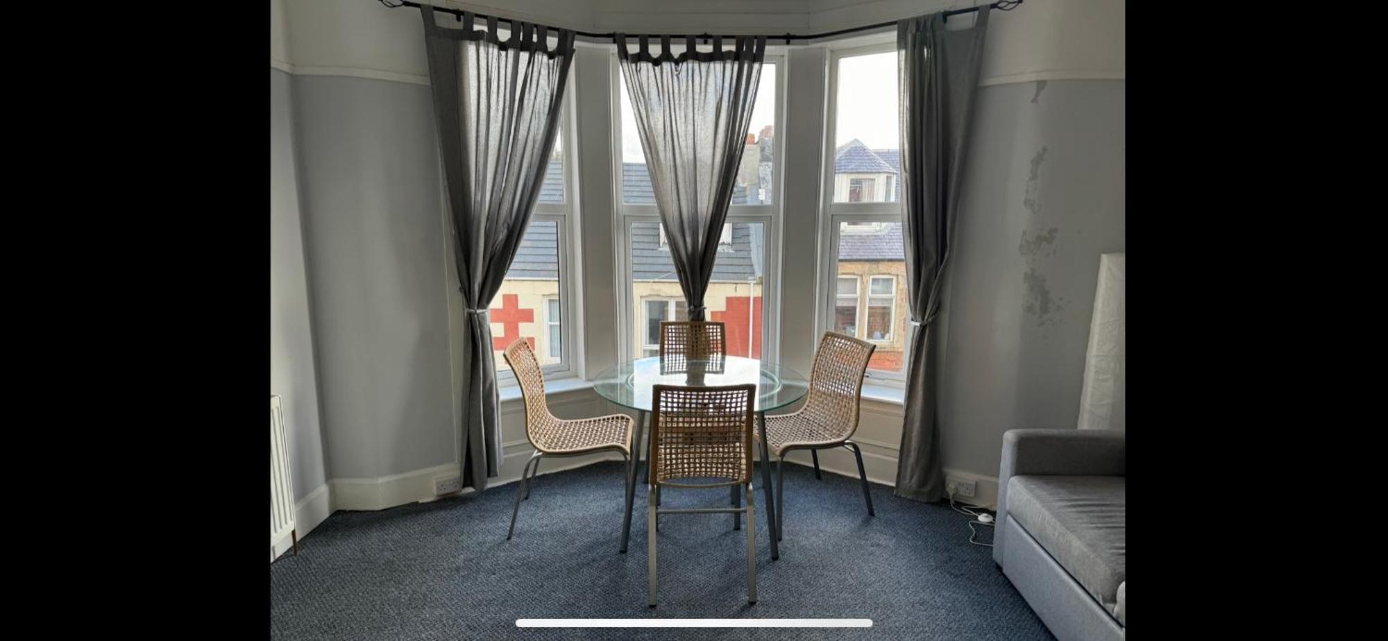 Nelson St Apartment